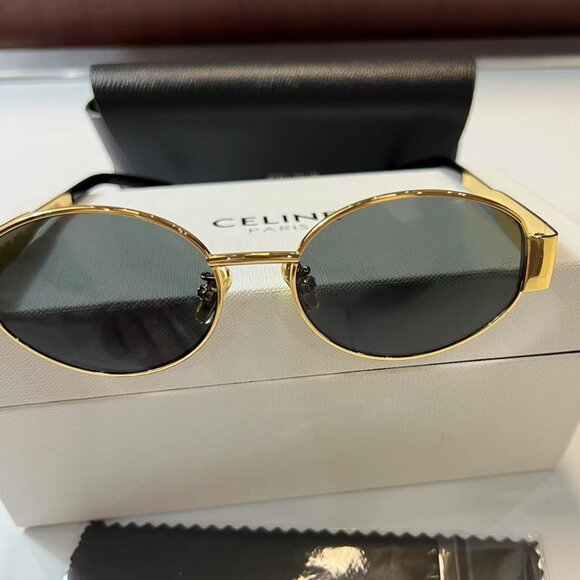 Celine Triomphe Metal CL40235U 30N Oval Sunglasses in Gold with Green Lenses - Picture 3 of 8